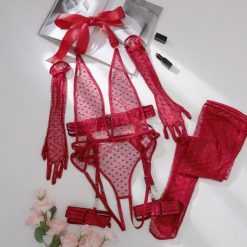 Body z siateczki na wyjątkowe wieczory Caitrin. Czarne body i gorsety Intica, bez wzorów, z materiału. Za 169.00 zł.