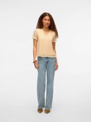 Vero Moda Bluzka w kolorze kremowym rozmiar: S. Brązowe bluzki damskie Vero Moda, s, bez wzorów, bez kołnierzyka, bez ramiączek. Za 48.39 zł.
