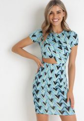 Niebieska Dopasowana Sukienka w Geometryczny Wzór Aleyska. Niebieskie sukienki damskie Born2be, bez wzorów, klasyczne, bez ramiączek. Za 159.99 zł.