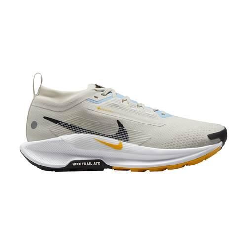 Buty do biegania damskie Nike W Pegasus Trail 5 GTX. Brązowe obuwie sportowe damskie Nike, z materiału, bez zapięcia, do biegania. Za 933.00 zł.