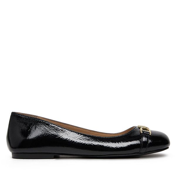 Baleriny LOVE MOSCHINO. Czarne balerinki damskie Love Moschino, bez wzorów. Za 559.99 zł.