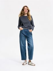 Jeansy mom balloon - granatowy. Niebieskie jeansy damskie Reserved. Za 139.99 zł.