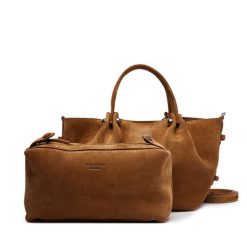 Torebka Weekend Max Mara. Brązowe torebki klasyczne damskie Weekend Max Mara, bez dodatków. Za 2,479.00 zł.