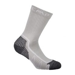 Skarpety turystyczne CMP Trekking Sock Poly Mid. Szare skarpetki damskie CMP, bez wzorów, z elastanu. Za 52.79 zł.