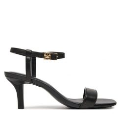 Sandały Tommy Hilfiger. Czarne sandały damskie Tommy Hilfiger, bez wzorów, bez obcasa, na szpilce, bez zapięcia. Za 399.99 zł.
