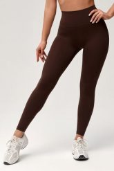 Damskie legginsy sportowe Rough Radical Soho Long. Fioletowe legginsy damskie ROUGH RADICAL, l, bez wzorów, z elastanu, z podwyższonym stanem, do biegania. Za 169.90 zł.