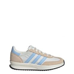 Buty RUN 70s 2.0. Białe obuwie trekkingowe damskie Adidas, ze skóry, bez zapięcia. W wyprzedaży za 239.20 zł.