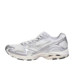 Mizuno Wave Rider 10 Metallic Snow White. Białe obuwie sportowe damskie Mizuno, bez zapięcia, do biegania, mizuno wave. Za 509.99 zł.