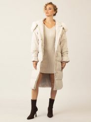 APART Płaszcz zimowy w kolorze kremowym rozmiar: 40. Brązowe płaszcze damskie Apart, na zimę, bez wzorów, z puchu, bez kaptura. Za 613.51 zł.