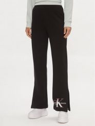 Calvin Klein Jeans Spodnie dresowe Diffused Monologo J20J223422 Czarny Regular Fit. Czarne spodnie dresowe damskie Calvin Klein Jeans, s, bez wzorów, z bawełny. Za 299.99 zł.