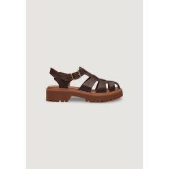 Buty sportowe Kobieta TIMBERLAND STST FISHERMAN SANDAL. Brązowe obuwie sportowe damskie Timberland, na lato, ze skóry, bez zapięcia. W wyprzedaży za 522.80 zł.