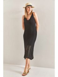 Bianco Lucci Sukienka w kolorze czarnym rozmiar: onesize. Czarne sukienki damskie Bianco Lucci, bez wzorów, ze splotem, bez ramiączek. Za 91.95 zł.