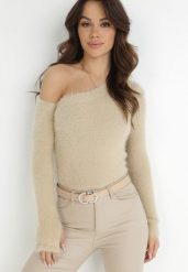 Jasnobeżowy Sweter na Jedno Ramię Yile. Brązowe swetry klasyczne damskie Born2be, z jeansu, z asymetrycznym kołnierzem. Za 129.99 zł.