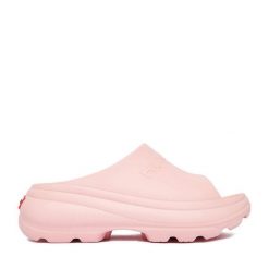 Klapki Hunter. Czerwone klapki damskie Hunter, bez wzorów, bez obcasa, bez zapięcia. Za 149.99 zł.