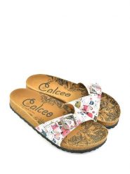 Calceo Klapki w kolorze białym ze wzorem rozmiar: 39. Białe klapki damskie Calceo, bez wzorów, z materiału, z otwartym noskiem, bez obcasa, bez zapięcia. Za 162.11 zł.