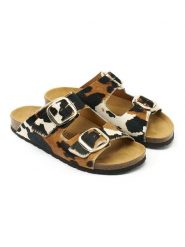 Mandel Skórzane klapki "Alberto" w kolorze biało-jasnobrązowym rozmiar: 38. Białe klapki damskie Mandel, bez wzorów, z otwartym noskiem, bez obcasa, bez zapięcia. Za 173.99 zł.