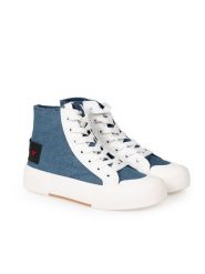 Love Moschino Trampki | JA15022G1MJO5 | Kobieta | Niebieski. Niebieskie trampki damskie Love Moschino, bez wzorów, z jeansu, bez zapięcia. W wyprzedaży za 479.00 zł.