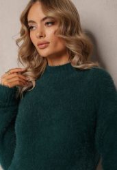 Ciemnozielony Dzianinowy Sweter z Dłuższym Włosiem i Półgolfem Christiam. Zielone swetry klasyczne damskie Renee, z dzianiny, bez kołnierzyka. Za 49.99 zł.