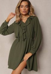 Zielona Mini Sukienka o Rozkloszowanym Fasonie z Falbankami i Gumką w Talii Beranzze. Zielone sukienki damskie Renee, bez wzorów, bez ramiączek. W wyprzedaży za 69.99 zł.