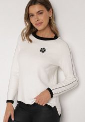 Biały Sweter Ozdobiony Paskami i Aplikacją Tusanne. Białe swetry klasyczne damskie Born2be, uniwersalny, z jeansu, bez kołnierzyka. Za 79.99 zł.