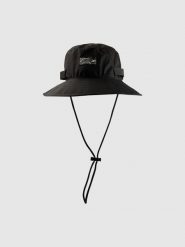 4F Kapelusz trekkingowy bucket hat uniseks - czarny XS/S (56cm). Czarne kapelusze damskie 4F, bez wzorów. Za 89.99 zł.