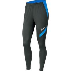 Spodnie Sportowe damskie Nike Dry Academy Pro. Niebieskie spodnie dresowe damskie Nike, s, bez wzorów. W wyprzedaży za 169.20 zł.