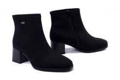 RIEKER REMONTE TEX D0V77-00 black, botki damskie. Czarne botki damskie Rieker Remonte, na zimę, bez obcasa, na obcasie, bez zapięcia. Za 389.90 zł.