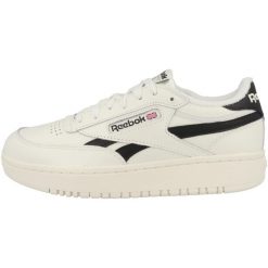 Buty damskie snekersy sportowe Reebok CLUB C DOUBLE REVENGE. Białe obuwie sportowe casual damskie Reebok, trekkingowe, Reebok Club. Za 297.00 zł.
