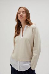 Bluza z kołnierzykiem beżowa. Brązowe bluzy damskie MOODO, l, bez wzorów, z bawełny, bez kaptura. W wyprzedaży za 49.99 zł.