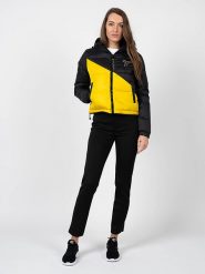 Richmond Sport Kurtka | UWA22085PI | Down Jacket | Kobieta | Czarny, Żółty. Czarne kurtki sportowe damskie John Richmond, bez wzorów, z poliamidu, bez kaptura. W wyprzedaży za 509.00 zł.