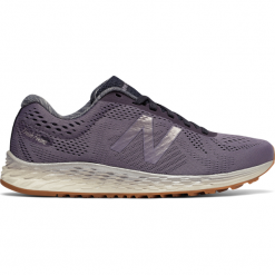 New Balance WARISLS1. Brązowe obuwie sportowe damskie New Balance, z gumy. W wyprzedaży za 239.99 zł.