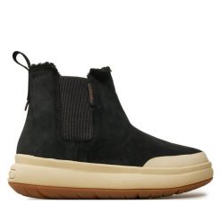 Botki Merrell. Czarne botki damskie Merrell, bez obcasa, na płaskiej podeszwie, bez zapięcia. Za 479.99 zł.