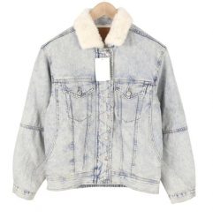 Kurtka damska American Eagle Outfitters Sherpa lined denim, rozmiar S, niebieska. Niebieskie kurtki damskie Trespass, na jesień, s, bez wzorów, z bawełny, bez kaptura. Za 338.99 zł.