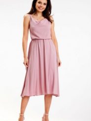 Sukienka Model A579 Dirty Pink - awama. Różowe sukienki damskie Awama, bez wzorów, z wiskozy, eleganckie, bez ramiączek. Za 300.83 zł.
