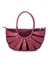 Lucky Bees Torebka "Ingrid" w kolorze bordowym - 35 x 18 x 15 cm rozmiar: onesize. Różowe torebki klasyczne damskie Lucky Bees, z materiału, bez dodatków. Za 108.99 zł.