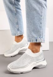 Białe Buty Sportowe w Cyrkonie na Grubej Podeszwie Coneta. Białe obuwie sportowe casual damskie Born2be, bez zapięcia. Za 39.99 zł.