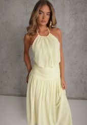Żółta Wieczorowa Sukienka Halter z Odkrytymi Plecami i Marszczeniem w Talii Semene. Żółte sukienki damskie Renee, bez wzorów, eleganckie, bez ramiączek. Za 189.99 zł.