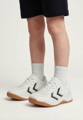 Buty halowe Hummel Multiplay Flex LC 2.0. Białe obuwie trekkingowe damskie Hummel, z meshu, bez zapięcia. Za 216.00 zł.