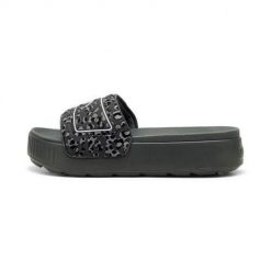 Klapki damskie Puma Karmen Slide. Klapki damskie Puma, bez wzorów, z materiału, bez obcasa, bez zapięcia. Za 153.99 zł.