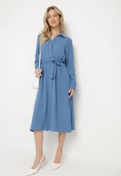Niebieska Koszulowa Sukienka z Materiałowym Paskiem Vivinara. Niebieskie sukienki damskie Born2be, bez wzorów, z materiału, eleganckie, bez ramiączek. W wyprzedaży za 84.99 zł.