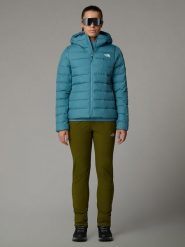 The North Face Kurtka pikowana w kolorze niebieskim rozmiar: M. Niebieskie kurtki damskie The North Face, m, bez wzorów, z materiału, bez kaptura. Za 614.96 zł.