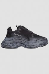 BALENCIAGA Czarne sneakersy TRIPLE S. Czarne obuwie sportowe damskie Balenciaga, bez zapięcia. W wyprzedaży za 2,999.99 zł.