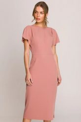 Elegancka sukienka ołówkowa z dekoltem V z tyłu różana. Czerwone sukienki damskie Stylove, bez wzorów, z elastanu, biznesowe, bez ramiączek. Za 329.00 zł.