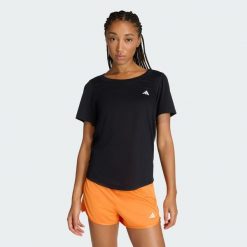 Koszulka Workout Essentials Scoop Neck. Białe koszulki damskie Adidas, bez wzorów, bez kołnierzyka, bez ramiączek. Za 109.00 zł.
