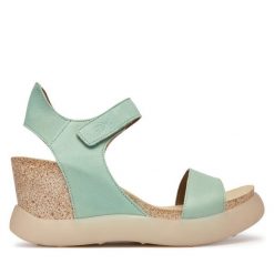 Sandały Fly London. Zielone sandały damskie Fly London, bez wzorów, bez obcasa, na koturnie, bez zapięcia. Za 632.99 zł.