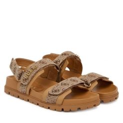 Sandały Guess. Brązowe sandały damskie Guess, z aplikacjami, bez obcasa, na płaskiej podeszwie, bez zapięcia. Za 499.99 zł.