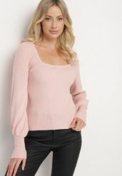 Różowy Sweter Uhrieth. Czerwone swetry klasyczne damskie Born2be, z dzianiny, bez kołnierzyka. Za 99.99 zł.