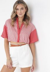 Czerwona Krótka Retro Bluzka w Paski na Guziki Shodi. Czerwone bluzki damskie Born2be, bez wzorów, retro, bez kołnierzyka, bez ramiączek. Za 39.99 zł.