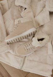 Beżowe Sneakersy Mocno Ocieplone Sztucznym Futerkiem Rosanas. Brązowe obuwie sportowe damskie Born2be, z jeansu, bez zapięcia, trekkingowe. Za 99.99 zł.
