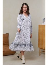 Curvy Lady Sukienka w kolorze białym rozmiar: 44/46. Białe sukienki damskie Curvy Lady, bez wzorów, z wiskozy, klasyczne, bez ramiączek. Za 79.03 zł.